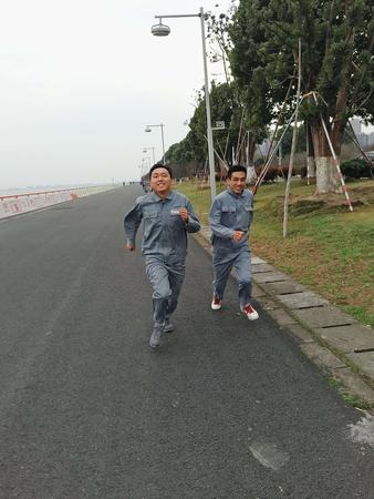 冲向终点